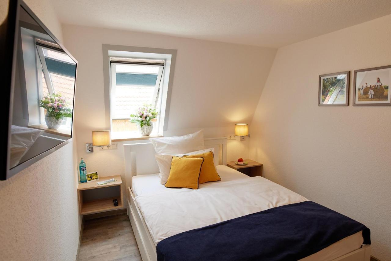 Hotel Landgraf Schwalmstadt Bagian luar foto